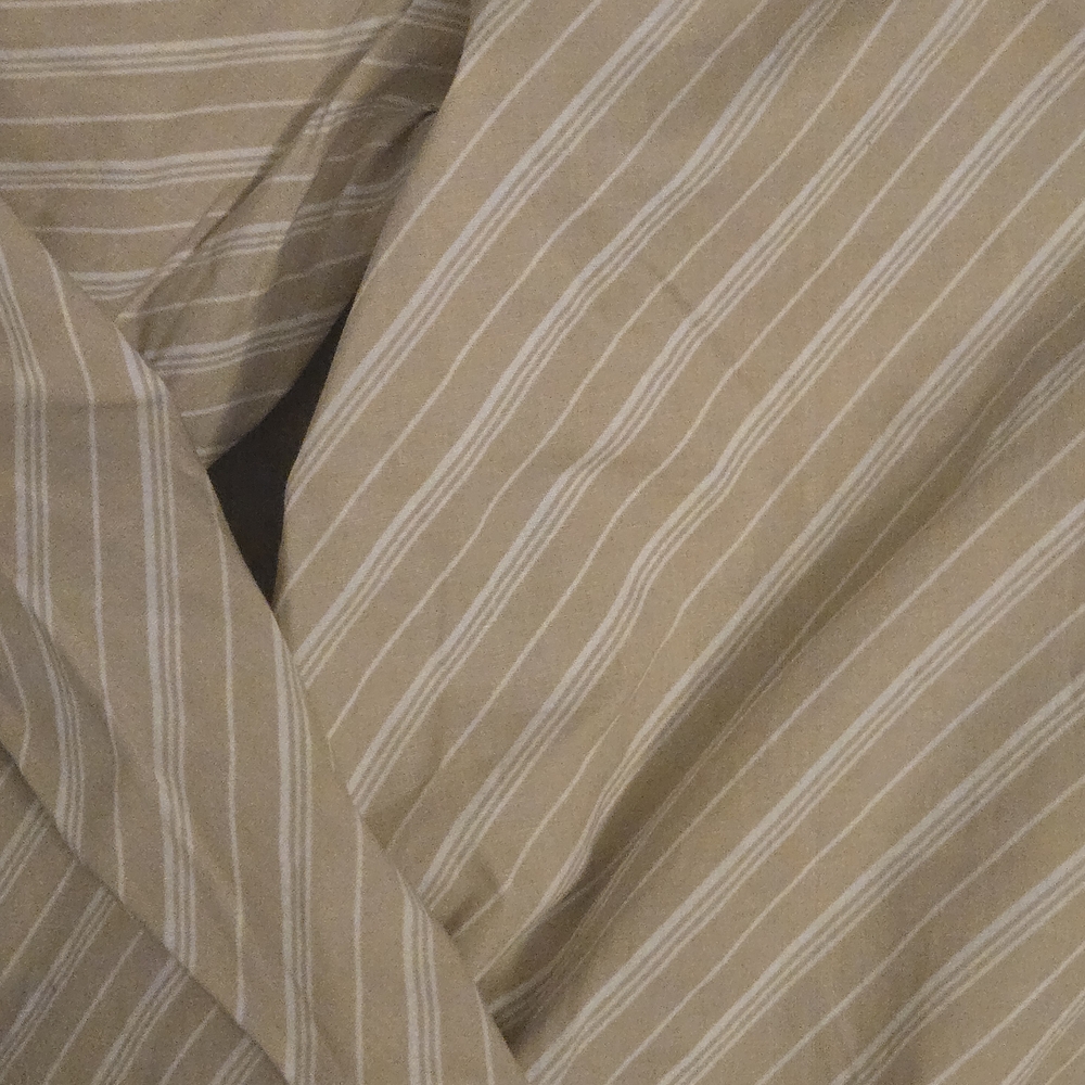 Striped Off-Shoulder Blouse - Picture 6 of 9